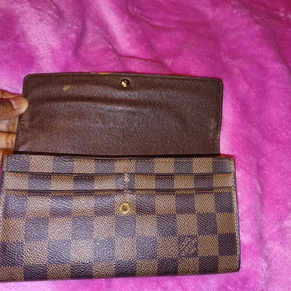 Louis Vuitton Damier Wallet with Custom Interior